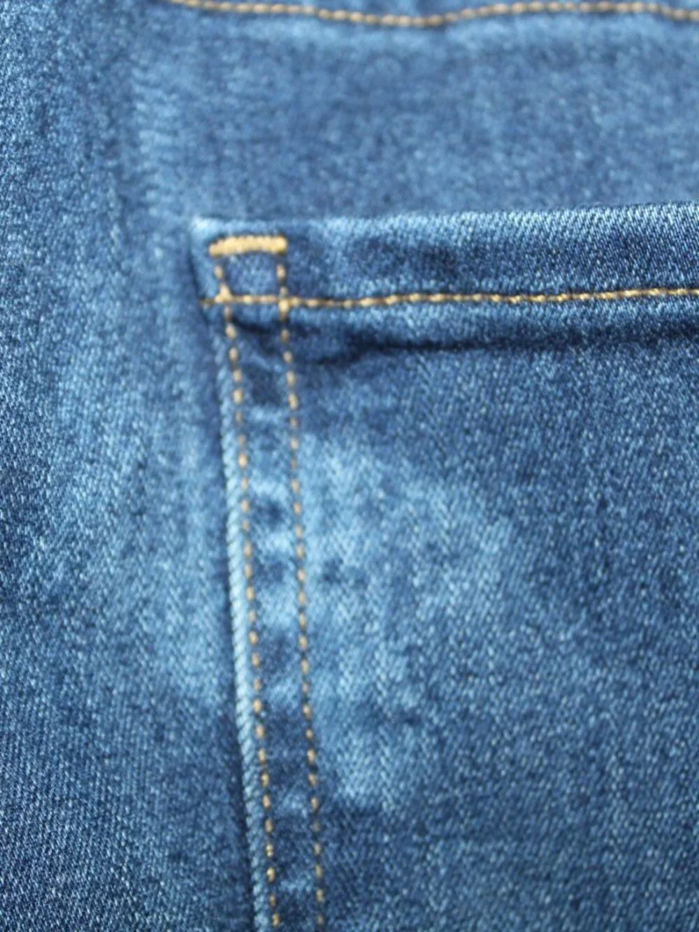Paige federal dark wash straight leg stretchy jeans